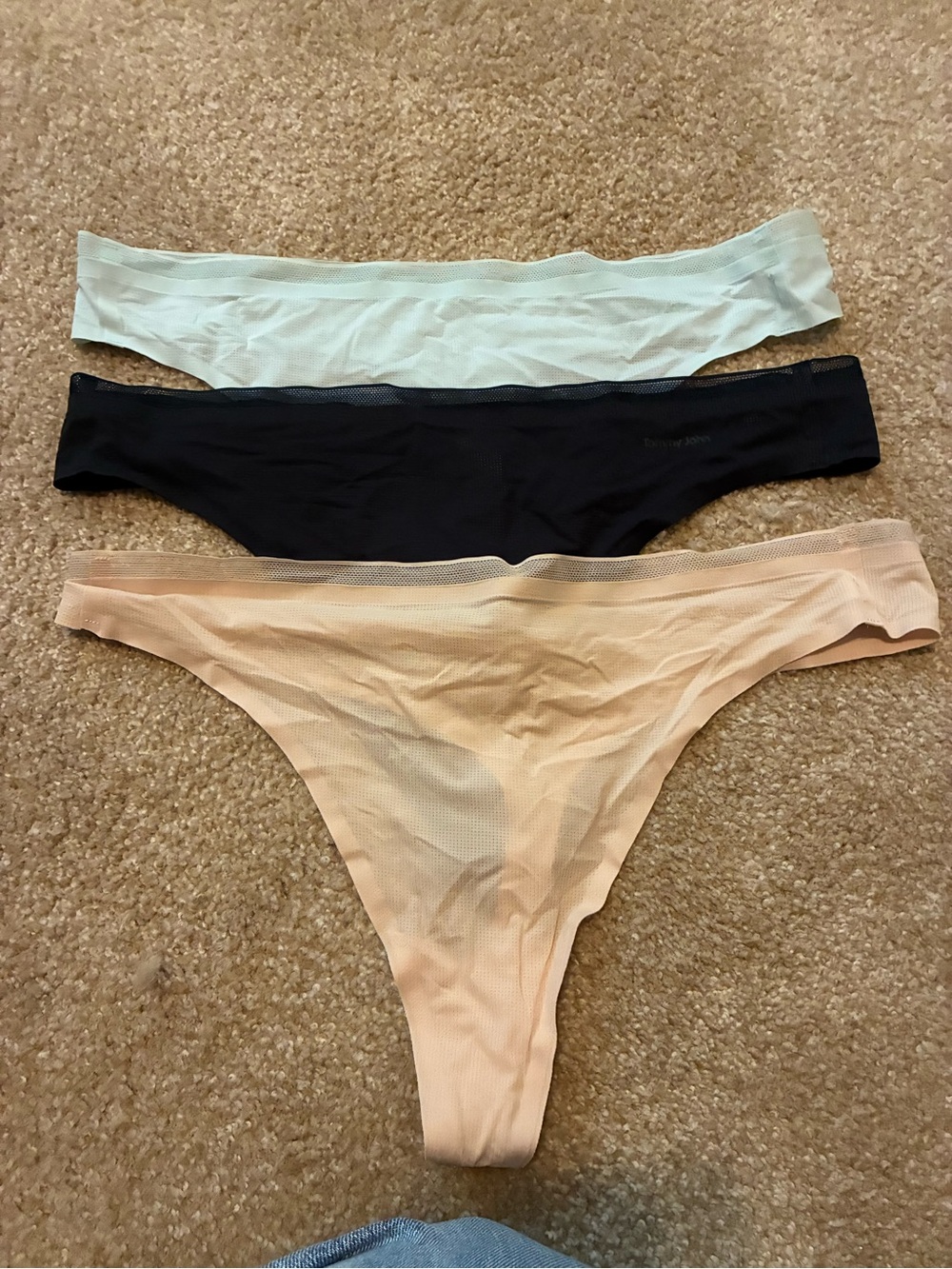 NWOT 3-Pack Tommy John Seamless Air Thong Bottoms - Black, Light Blue, Nude